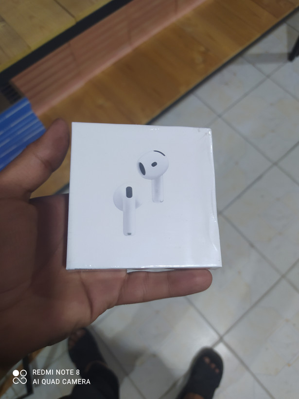 ایرپاد بلوتوثی Airpods Pro سفید رنگ،فوق العاده با کیفیت